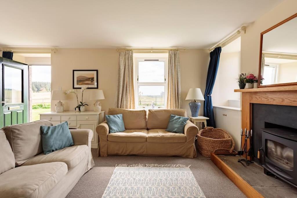 Blackhill Farm Cottage 珀斯 外观 照片